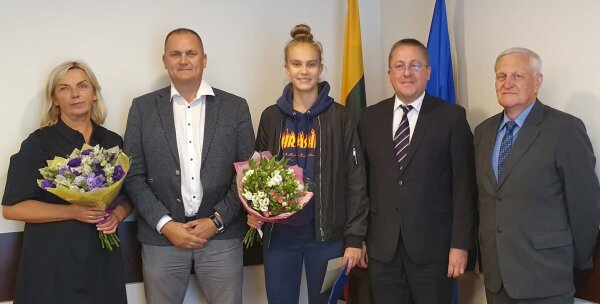 Europos jaunučių krepšinio vicečempionei justei veronikai jocytei – sveikinimai visų palangiškių...